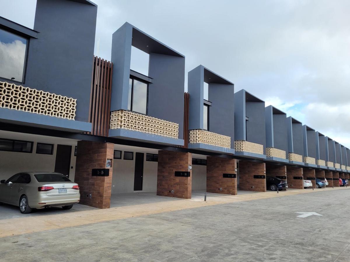 Habitacion En Iker'S House Merida Exterior photo